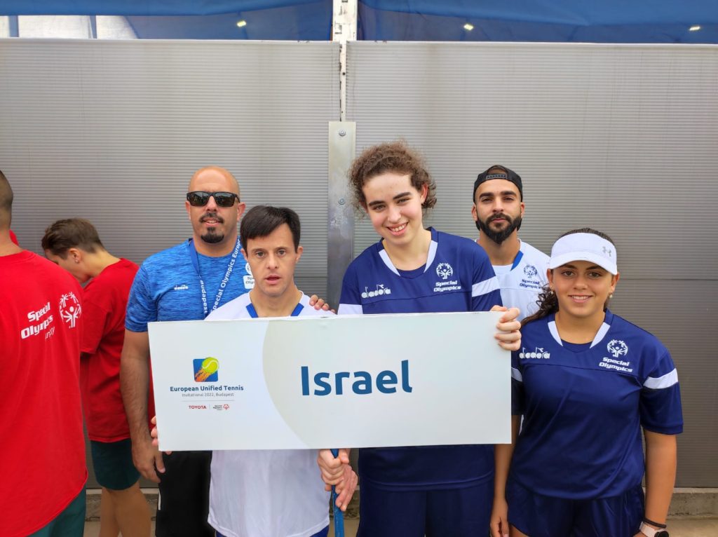 כבוד: הטניסאית סוניה יאנושוק מאשקלון זכתה בתחרות ספיישל אולימפיקס בין-לאומית
