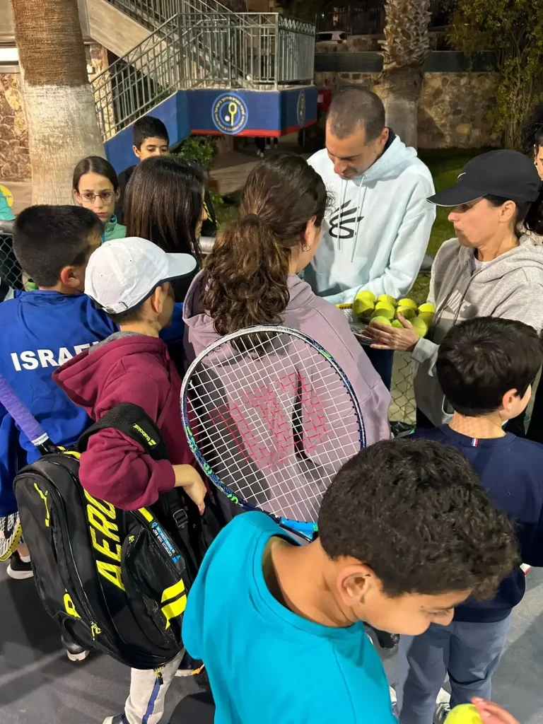 אנדי רם חובר לילדות וילדי אופקים בתכנית חברתית חדשה